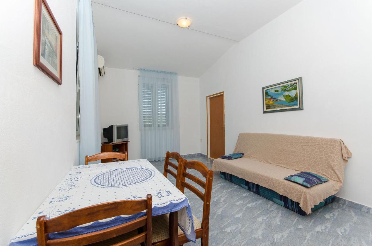 Apartments Ivanka Vis Exteriér fotografie